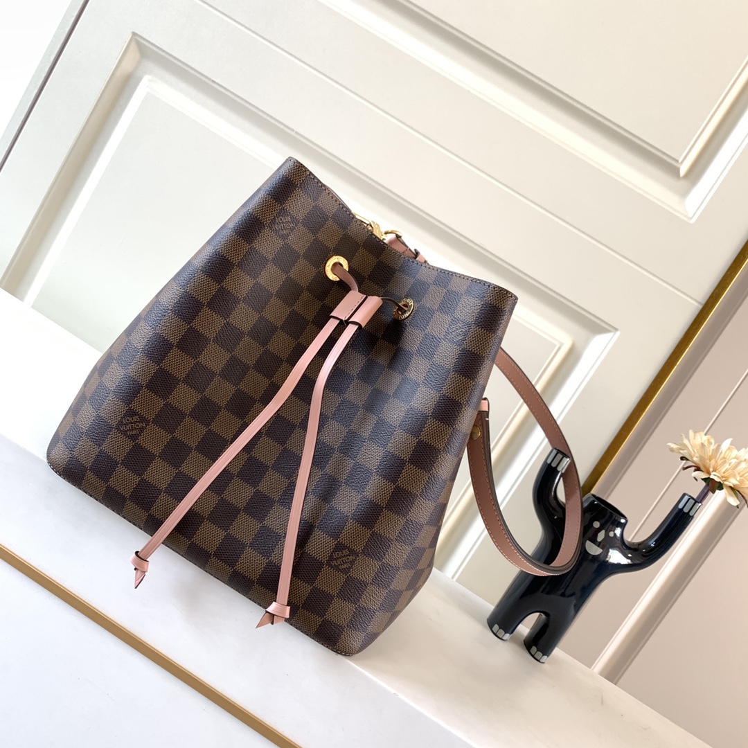 Louis Vuitton Shoulder Bag – LVSH1073