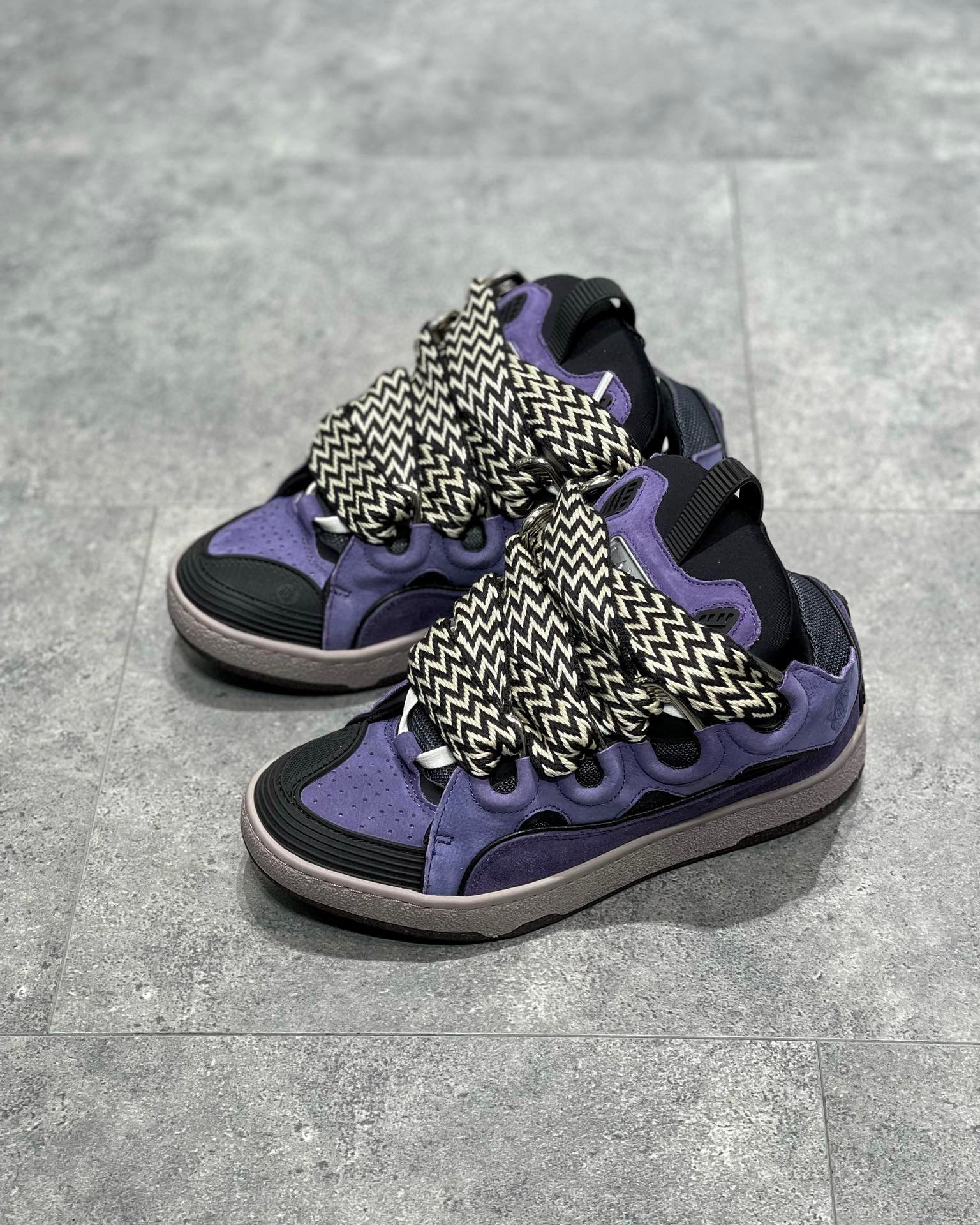 Lanvin Sneaker – LANV1011