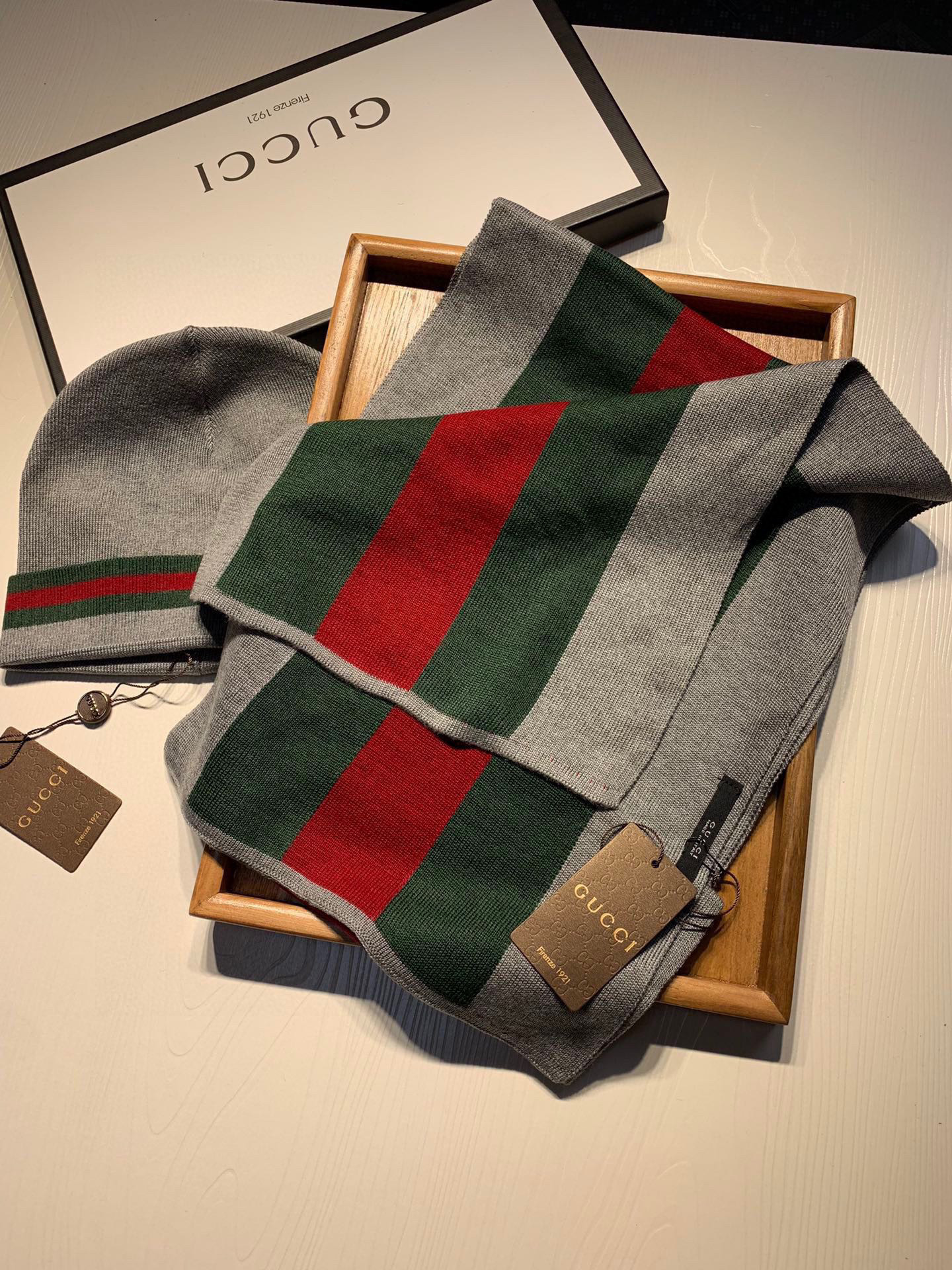 Gucci Scarf & Hat Set – SCHA1016