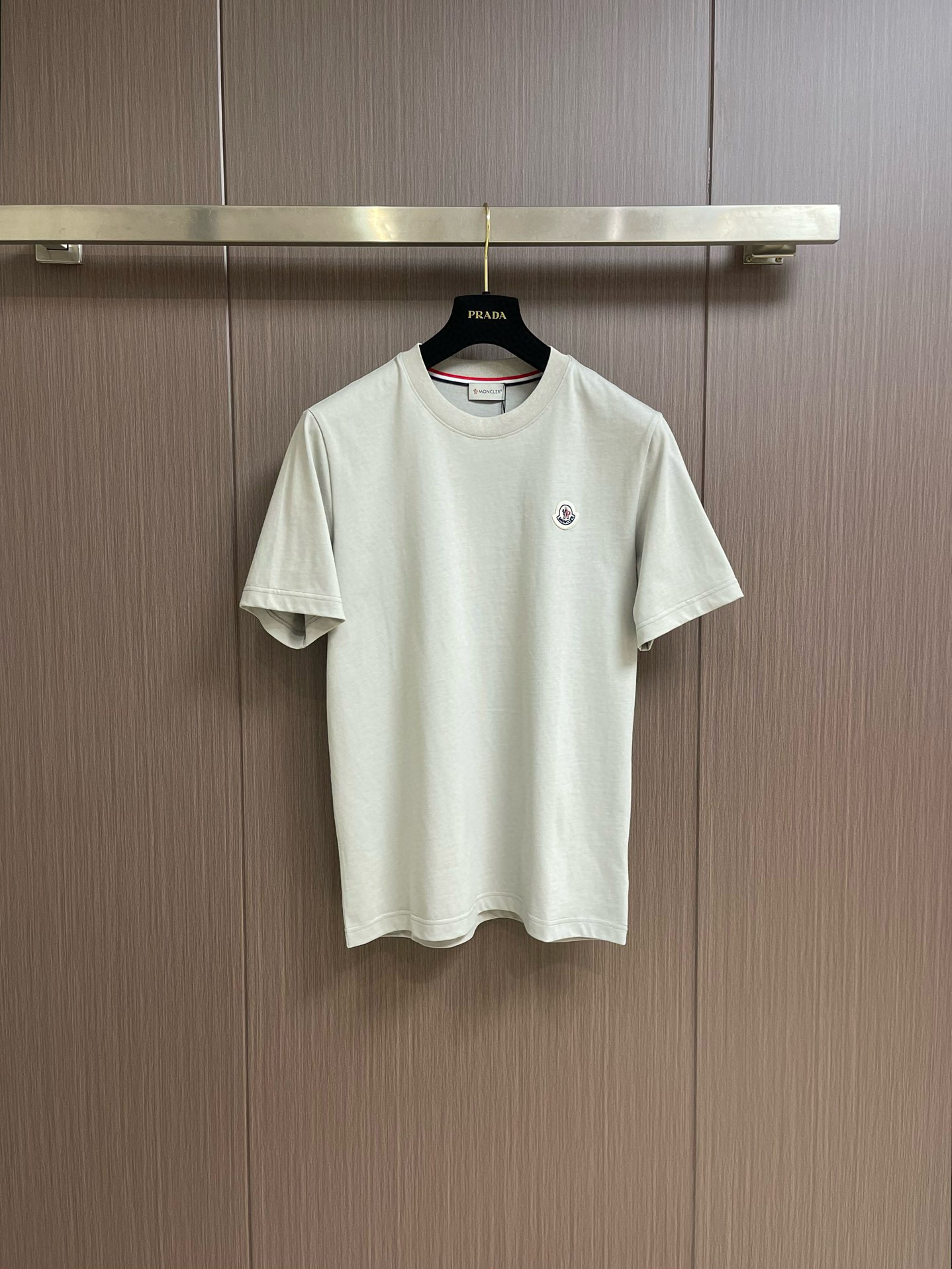 Moncler T-Shirt – TSHP3072