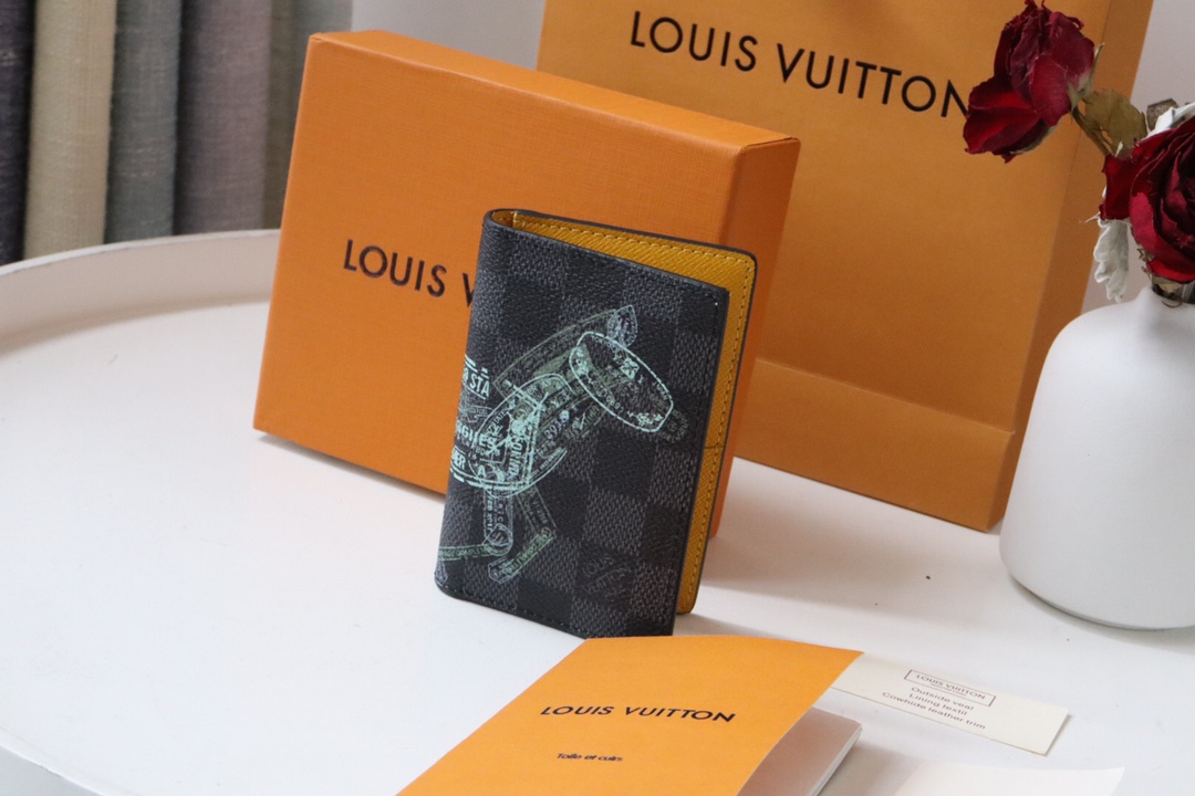 Louis Vuitton Wallet – MWLT1102