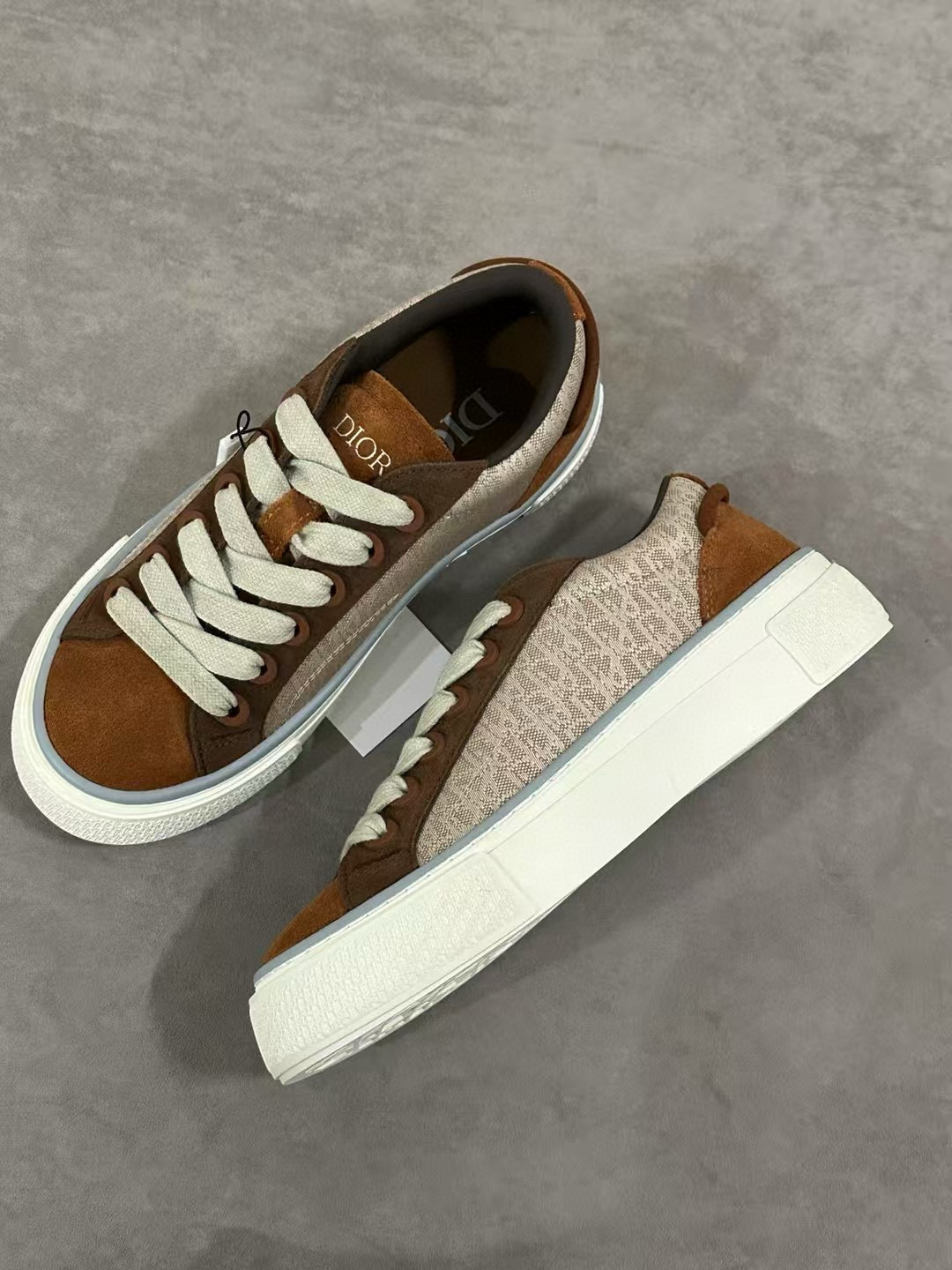 Dior B33 Sneaker – DIOR1327