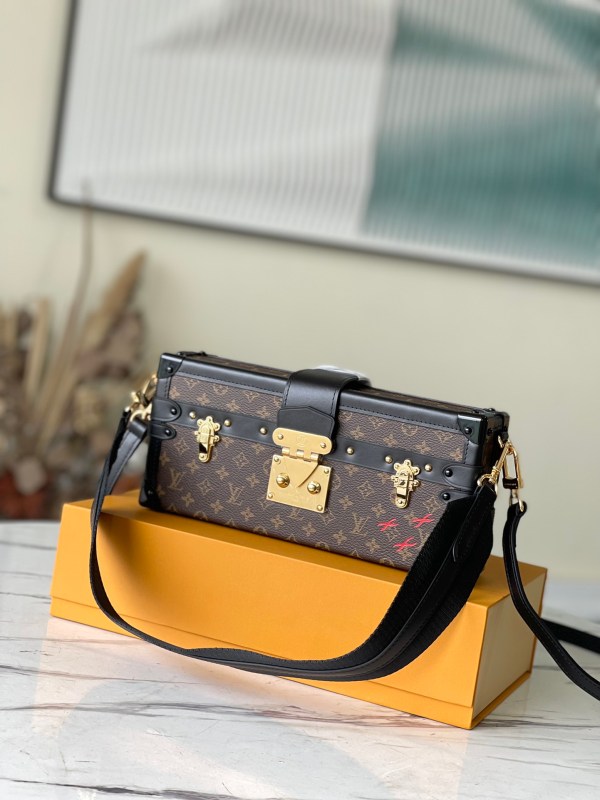 Louis Vuitton Shoulder Bag – LVSH1140