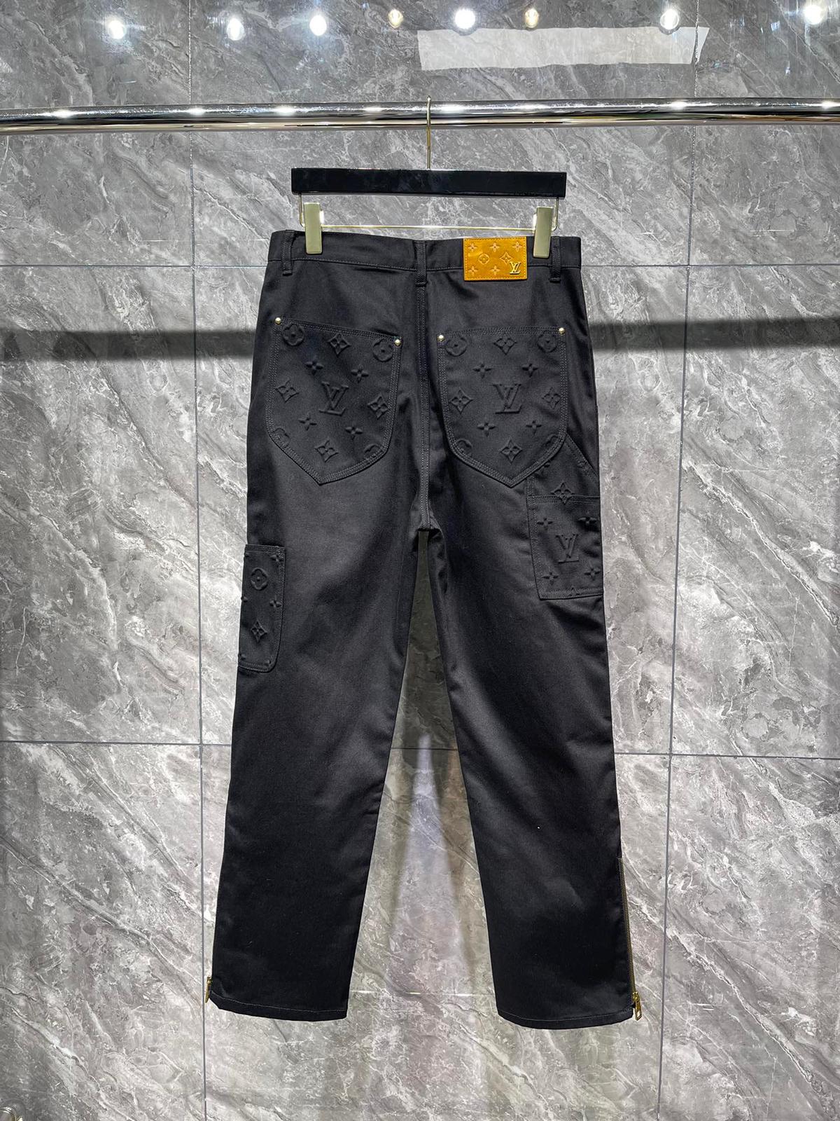 Louis Vuitton Jeans – JEPA1090