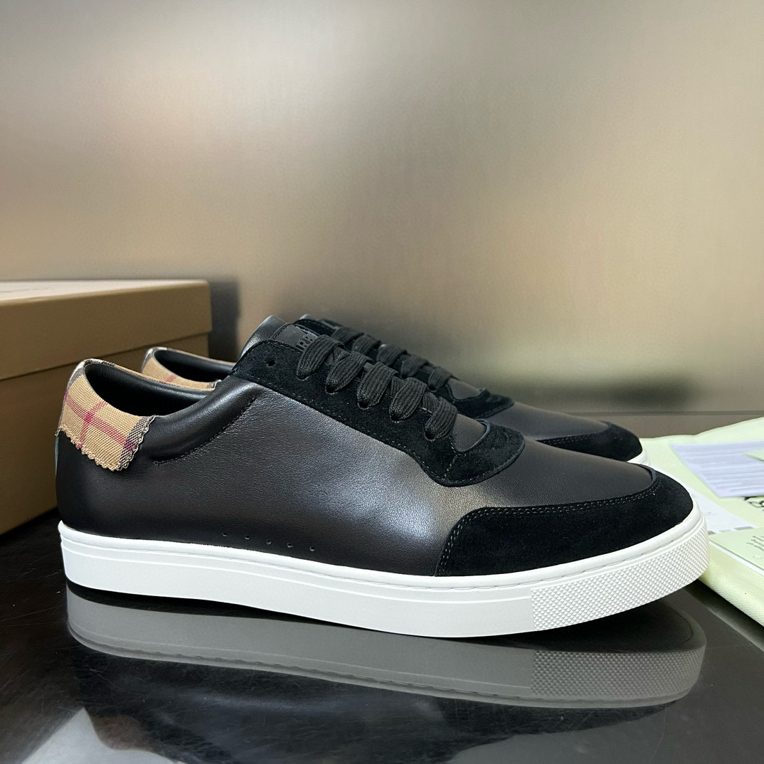Burberry Sneaker – BBRY1004