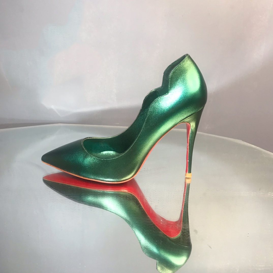 Christian Louboutin Pumps – CLWO1013
