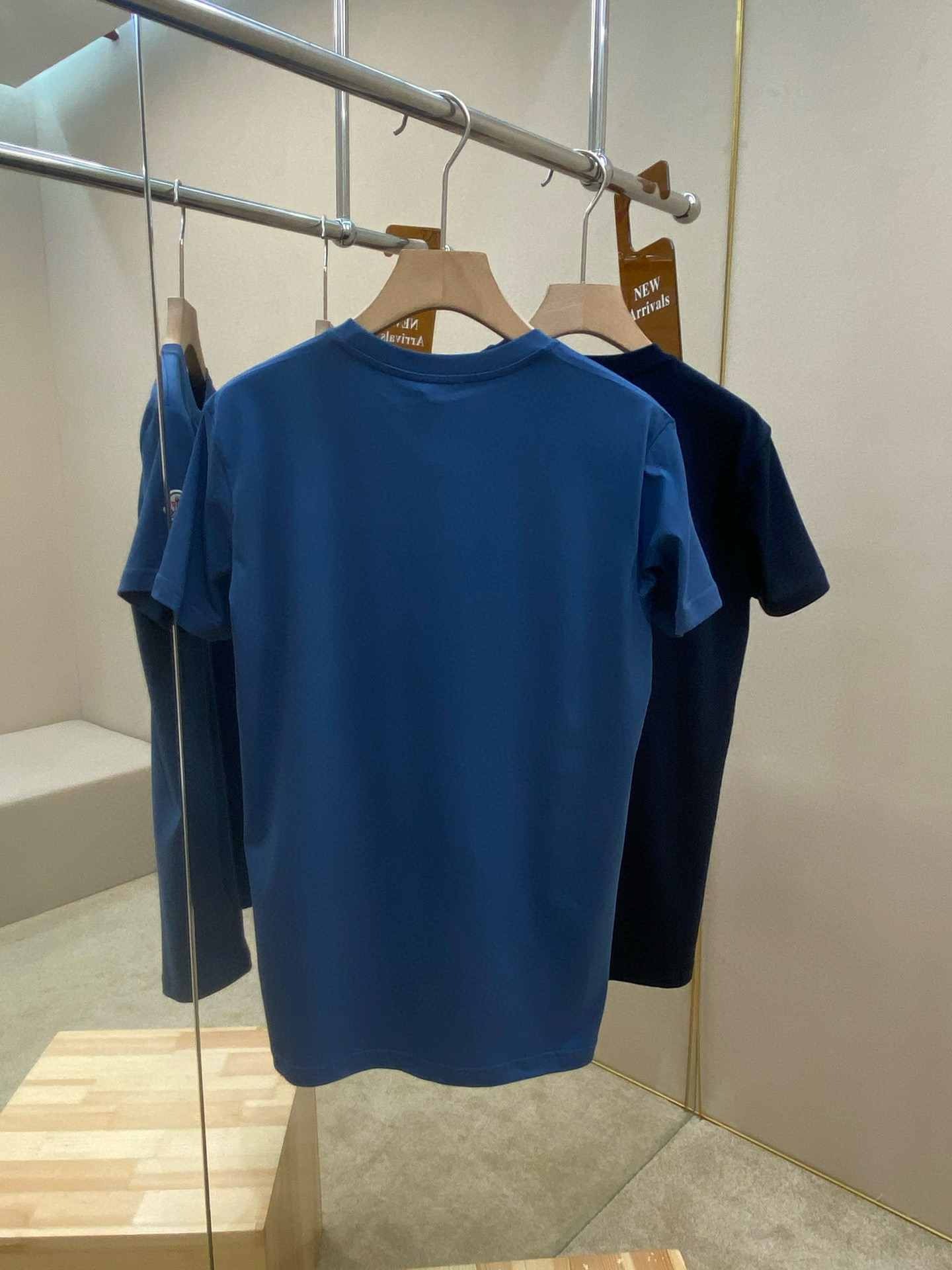 Moncler T-Shirt – TSHP3299