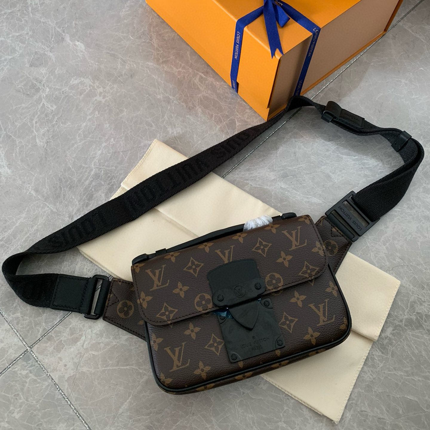 Louis Vuitton Bag – BBMC1031