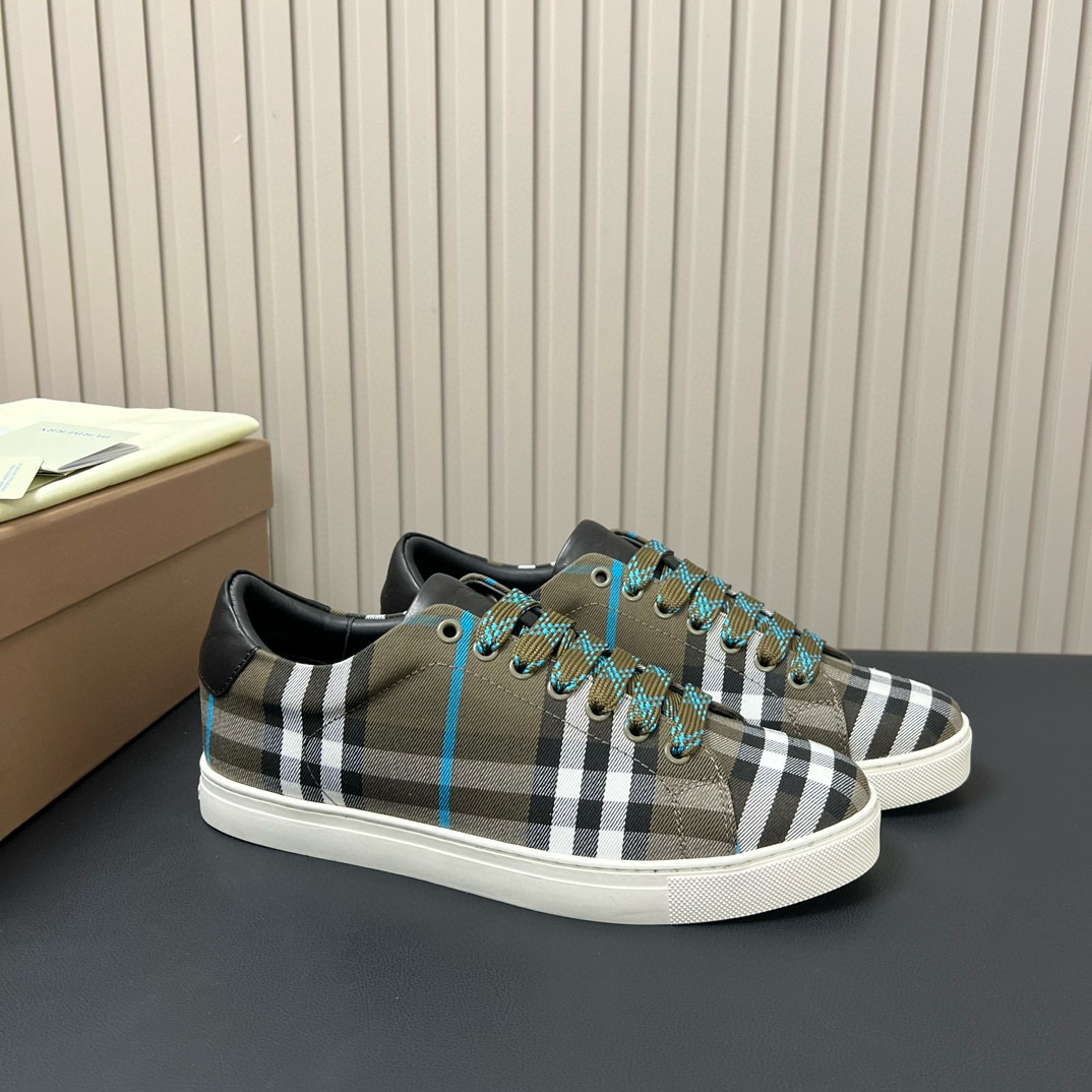Burberry Sneaker – BBRY1062