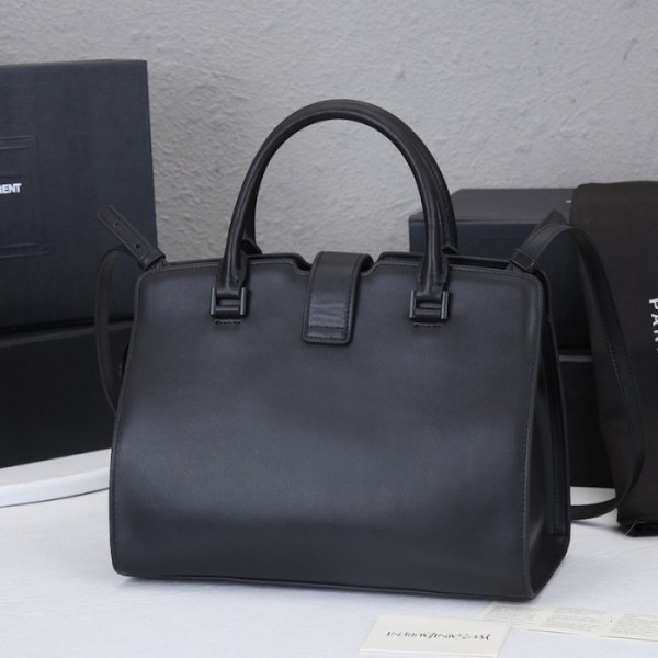 Yves Saint Lauren Bag – YSLB1022