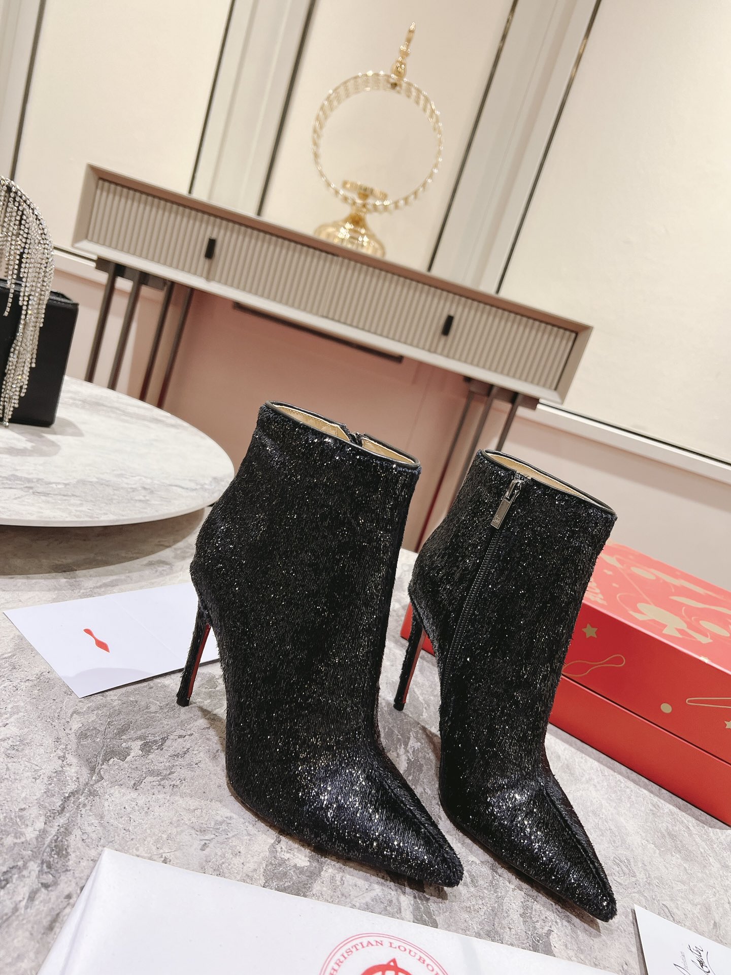 Christian Louboutin Pumps – CLWO1008