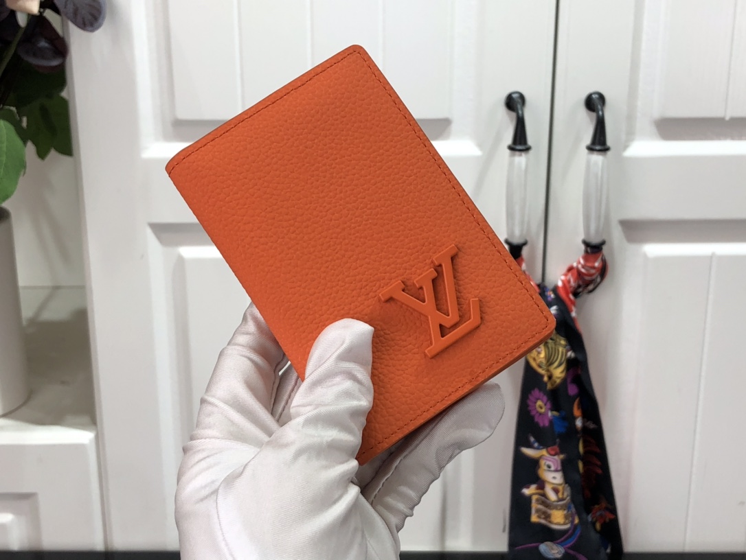 Louis Vuitton Wallet – MWLT1048