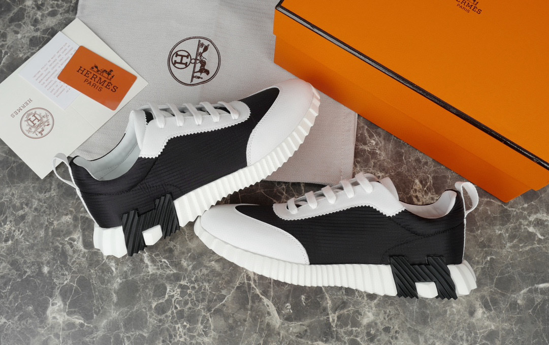 Hermes Sneaker – HRMS1048