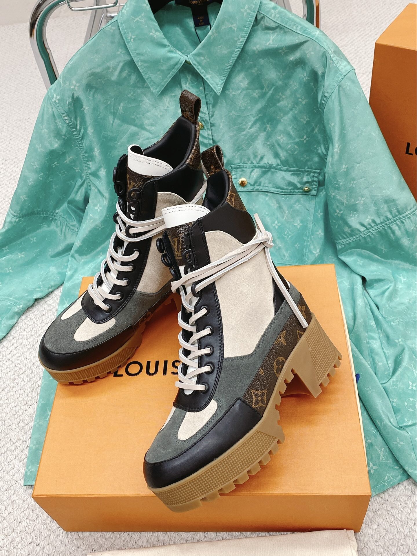 Louis Vuitton Boots – WOLV1007