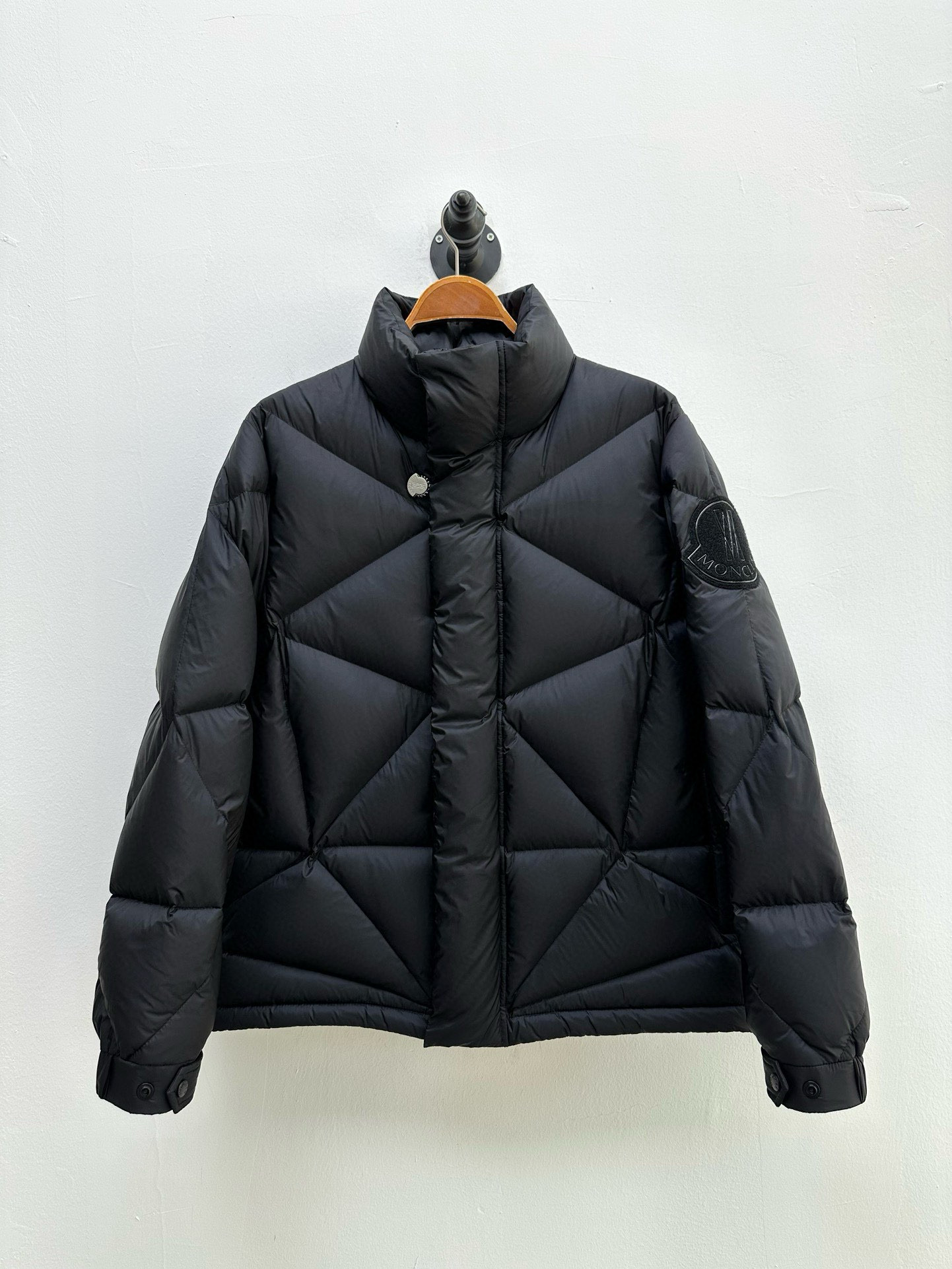 Moncler Jacket – CJKT1751