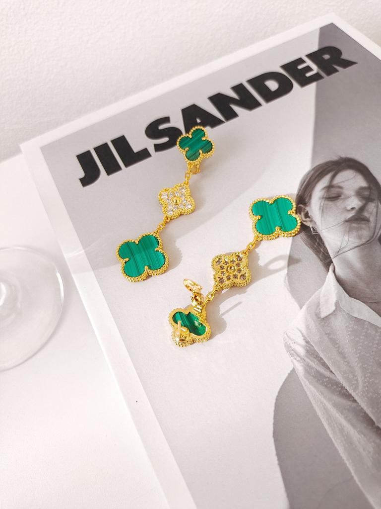 Van Cleef & Arpels Earrings – JWWM1050
