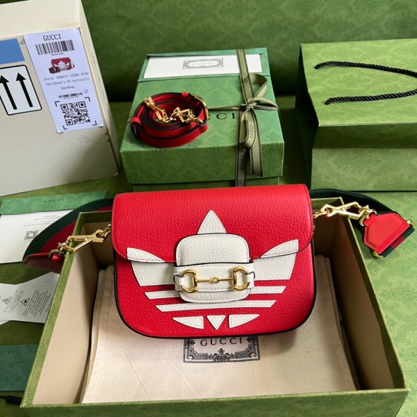 Gucci Shoulder Bag – GUSB1021