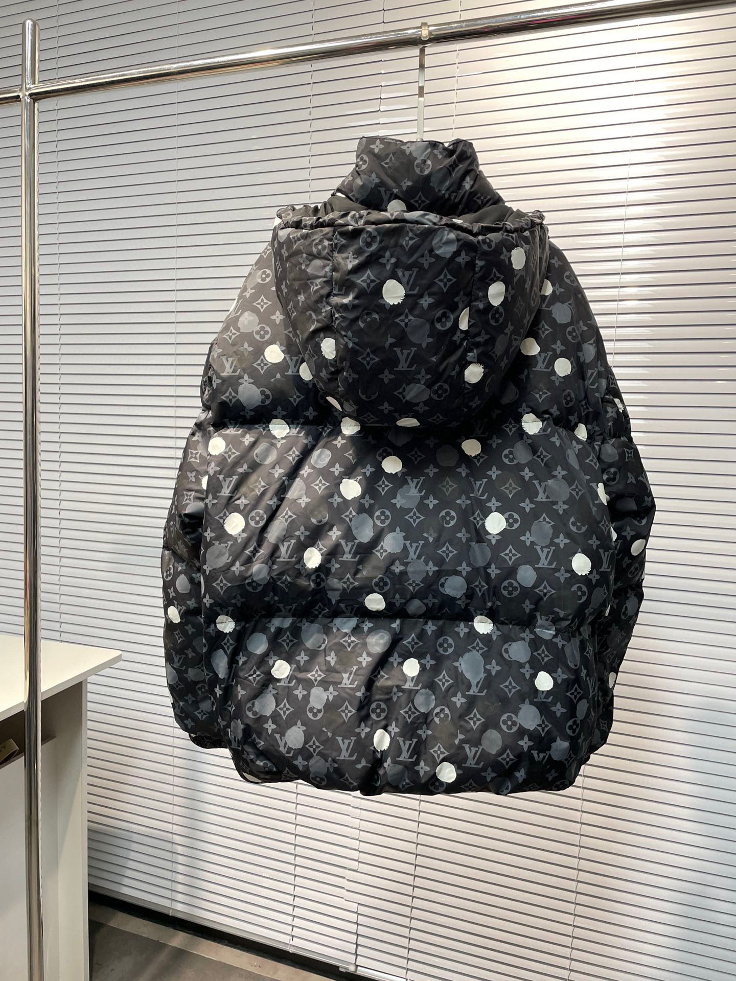 Louis Vuitton Jacket – CJKT1369