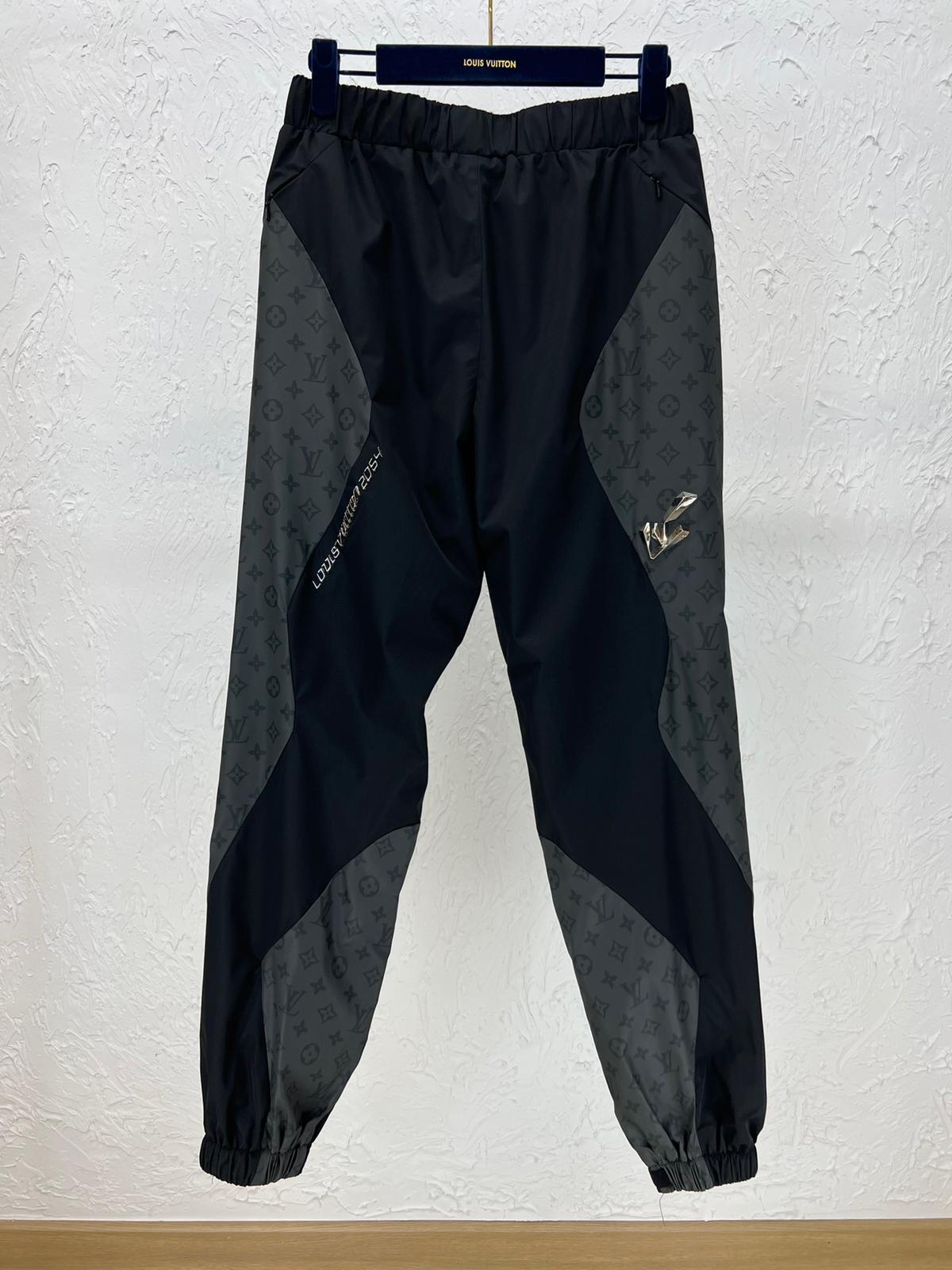 Louis Vuitton Pant – TRJT1051