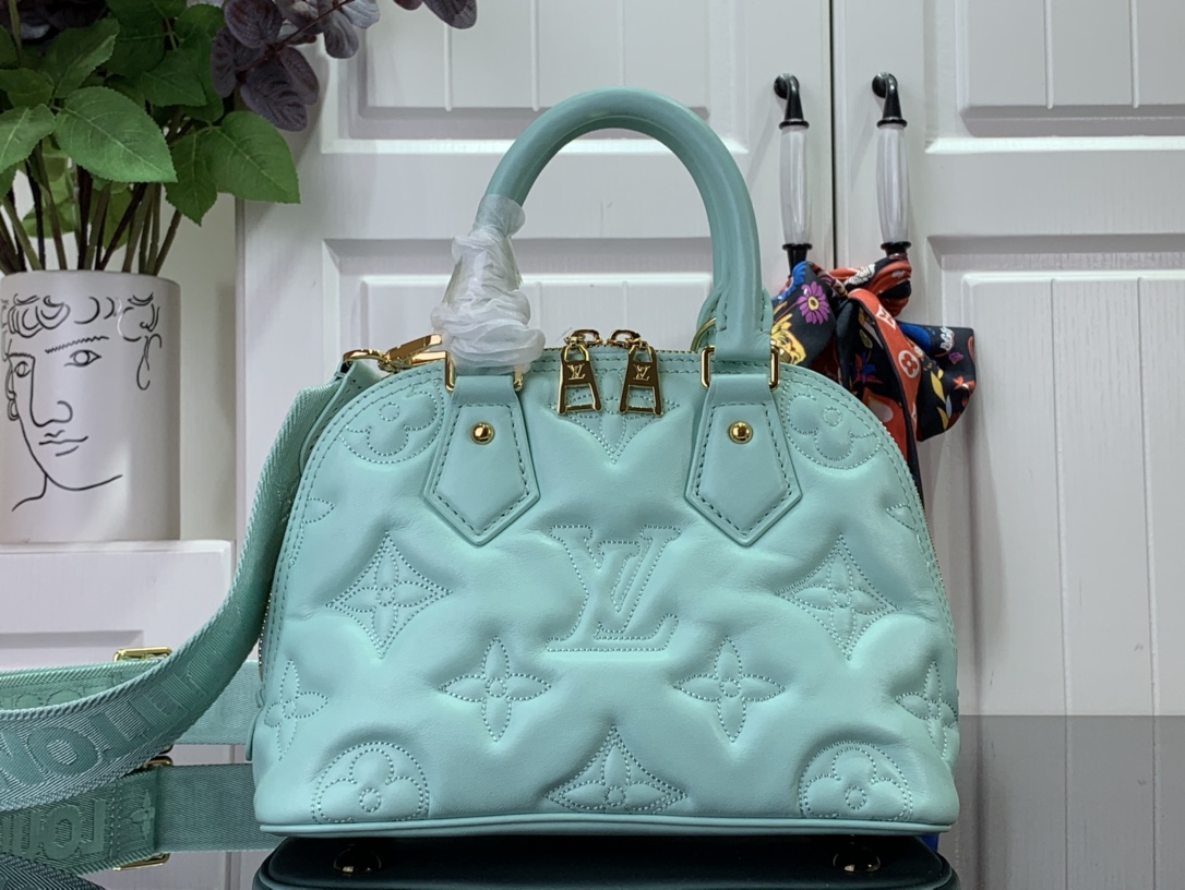 Louis Vuitton Shoulder Bag – LVSH1194