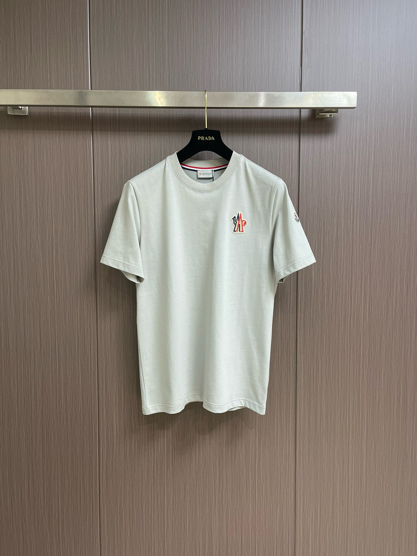 Moncler T-Shirt – TSHP3066