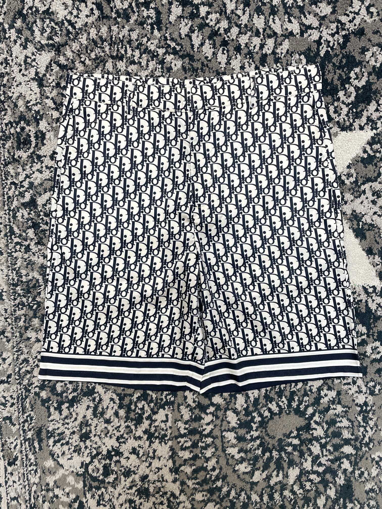 Dior Short – TRJT1135