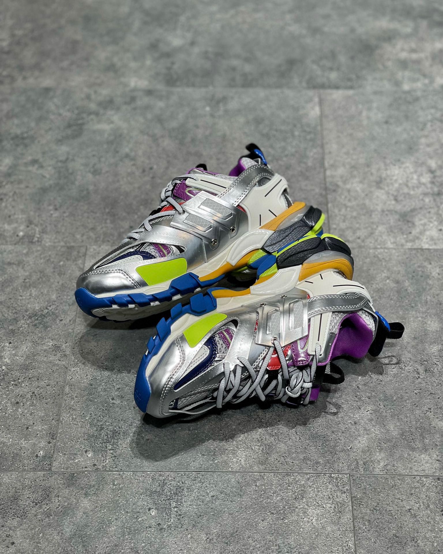 Balenciaga Track 3.0 Sneaker – BLNC1141