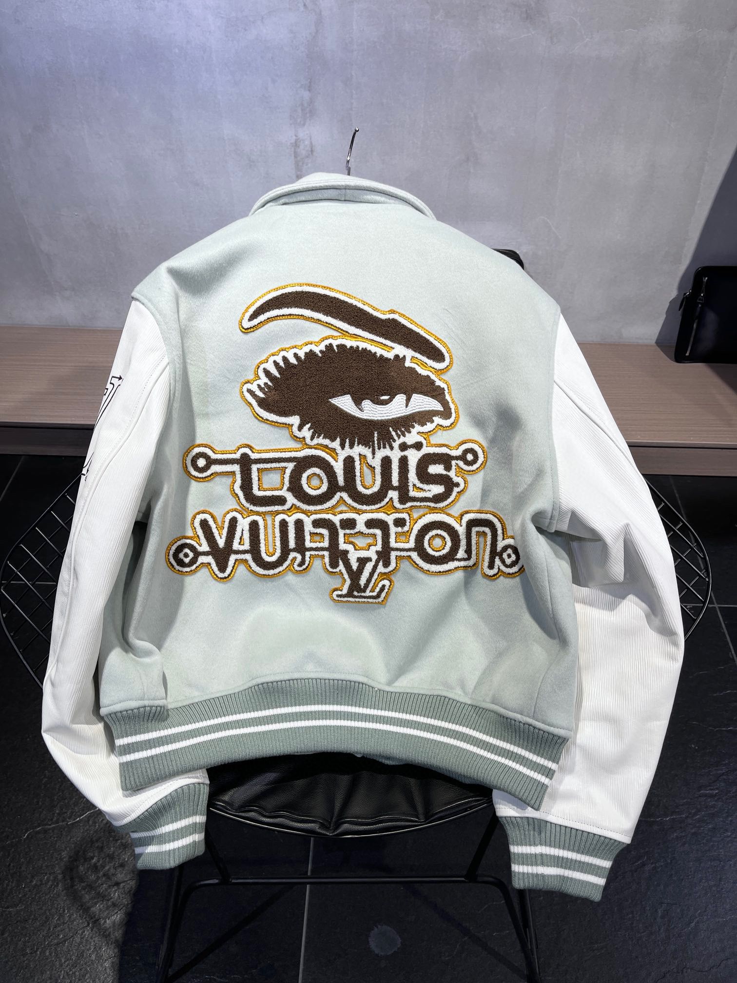 Louis Vuitton Leather Jacket – CJKT1325