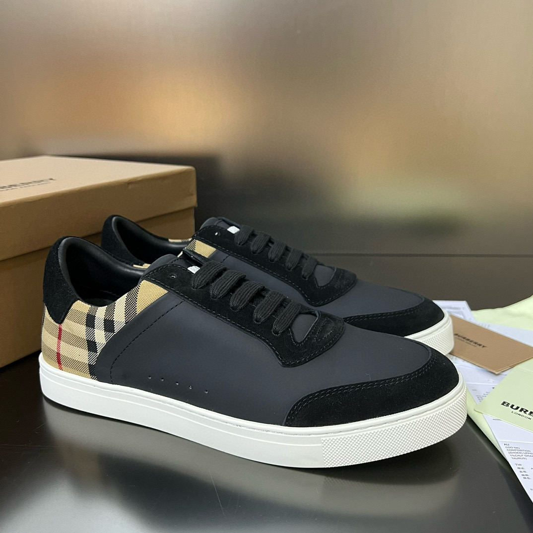 Burberry Sneaker – BBRY1030