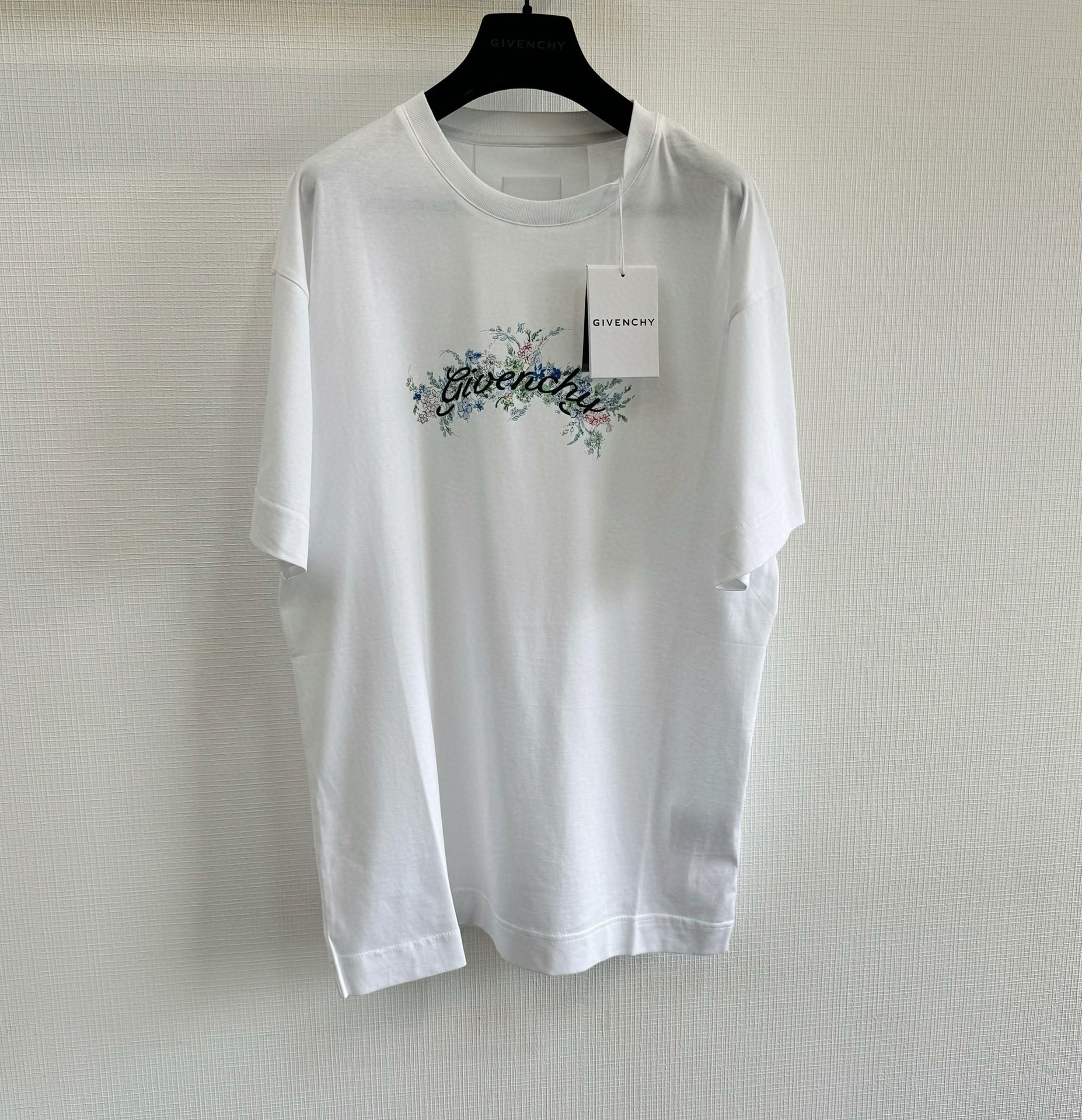 Givenchy T-Shirt – TSHP2903