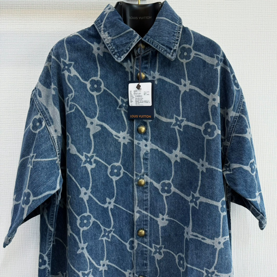 Louis Vuitton Shirt – TRJK1151