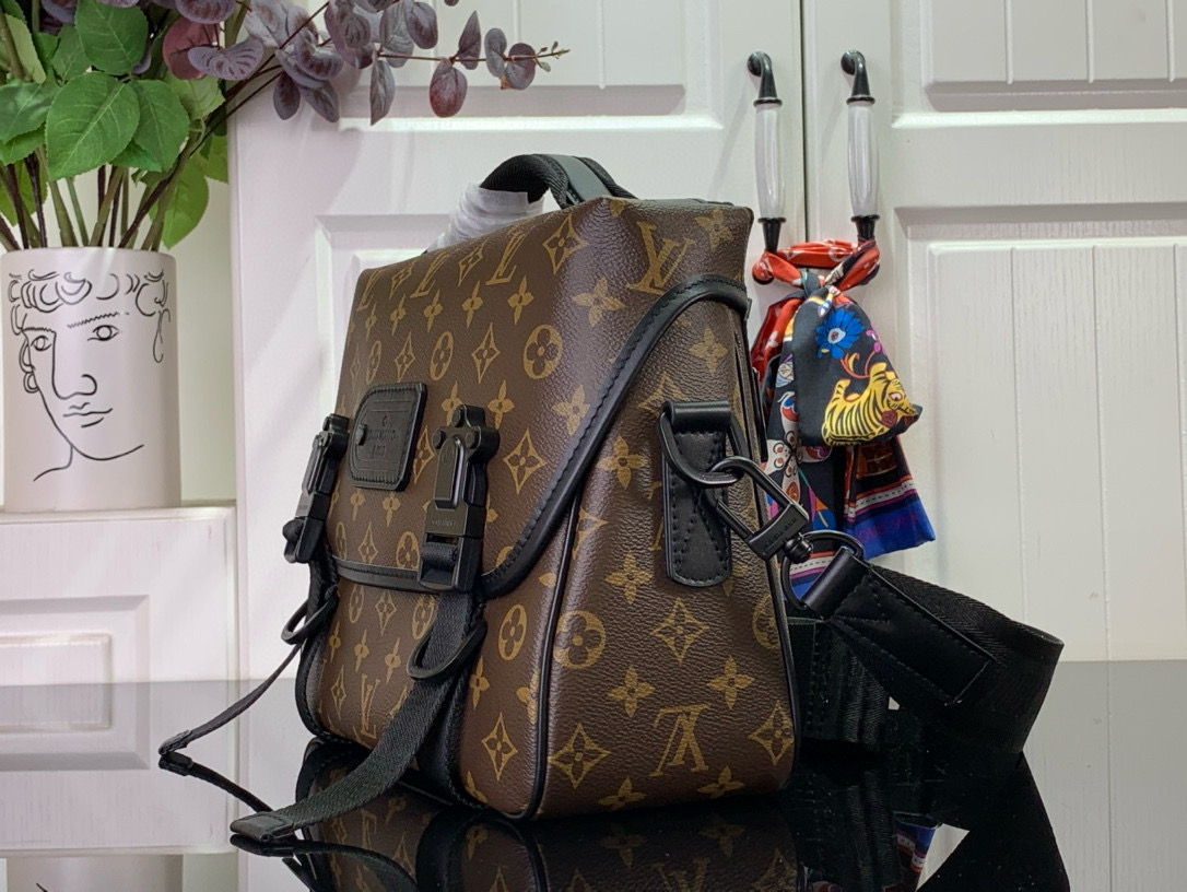Louis Vuitton Bag – BBMC1137