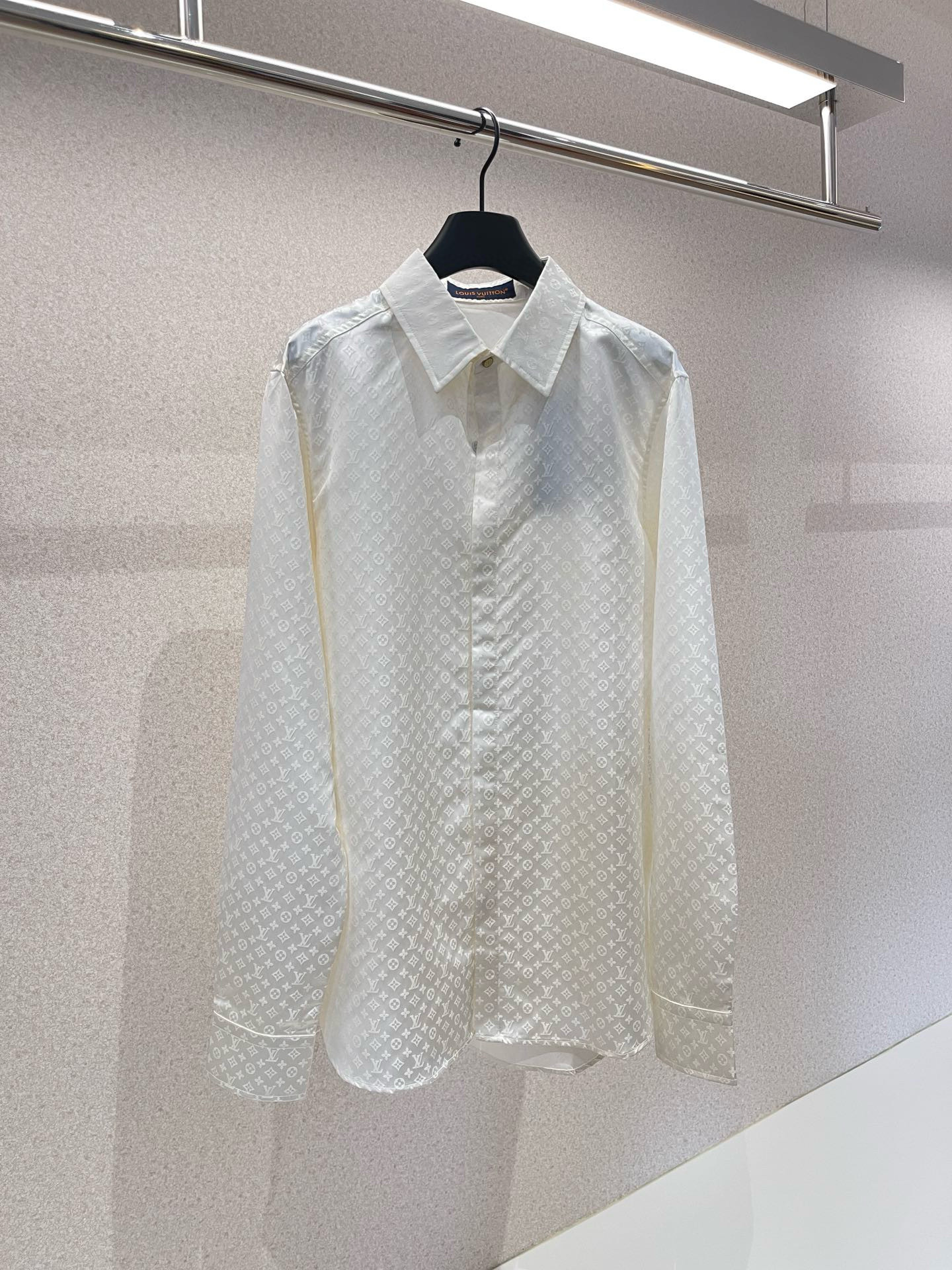 Louis Vuitton Shirt – SHTR1435