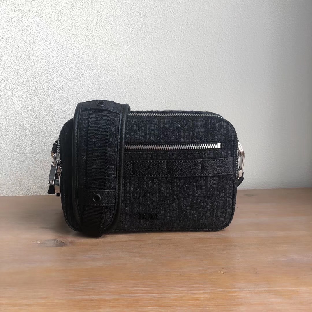 Dior Safari Messenger Bag – BGBP1097
