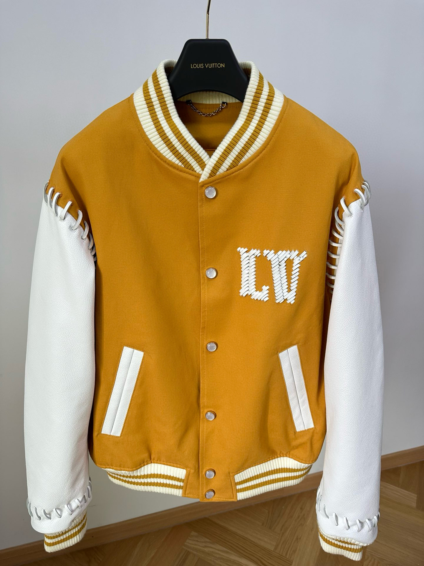 Louis Vuitton Leather Jacket – CJKT1681