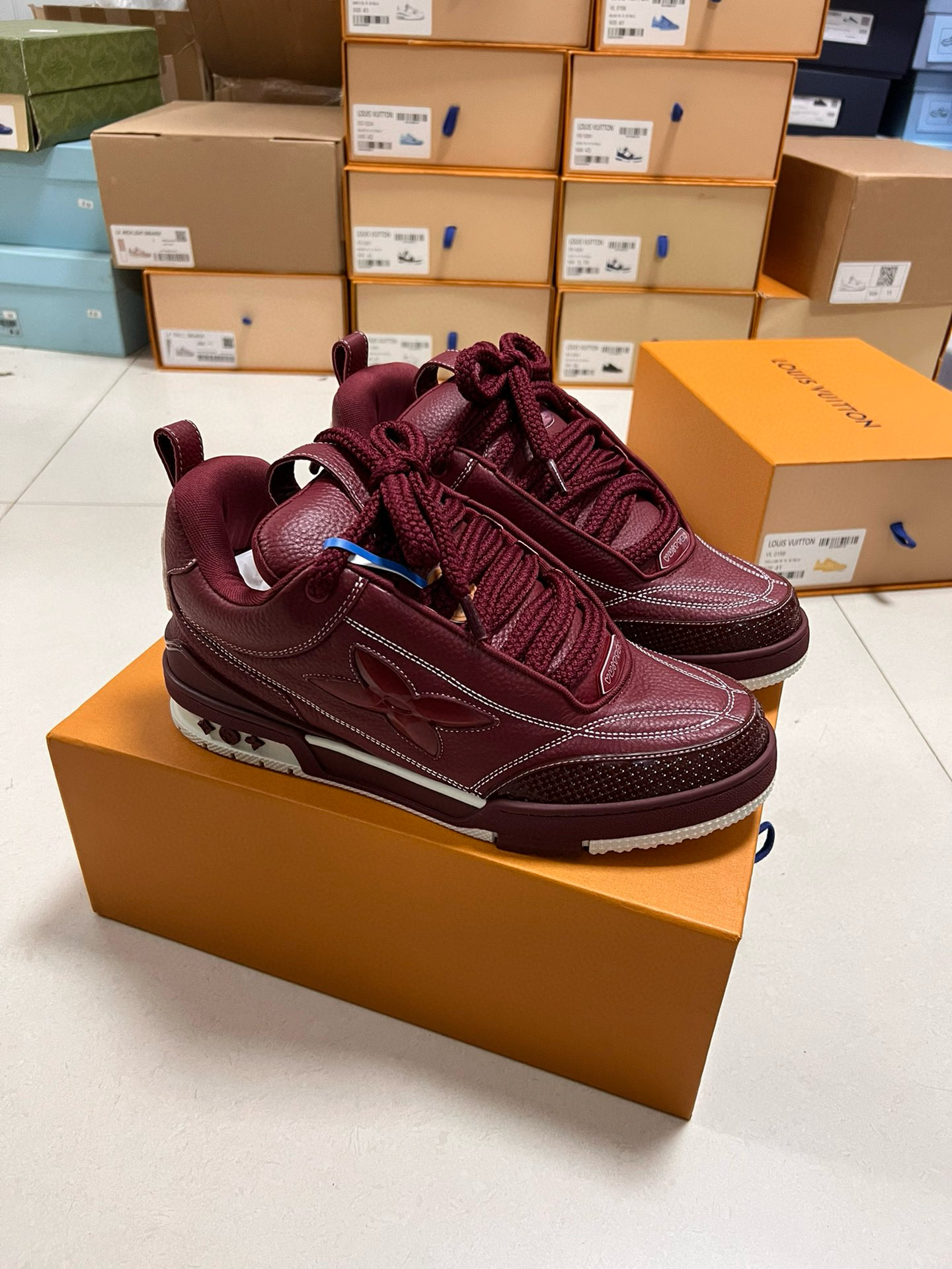 Louis Vuitton Sneaker – LSVT1368