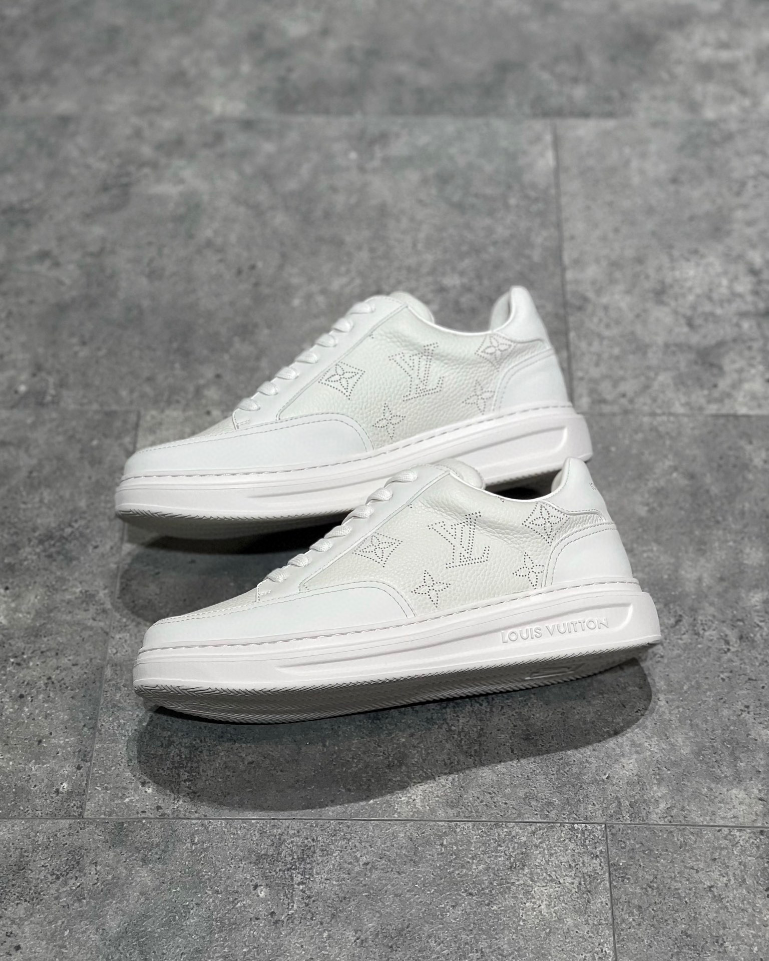 Louis Vuitton Sneaker – LSVT1248