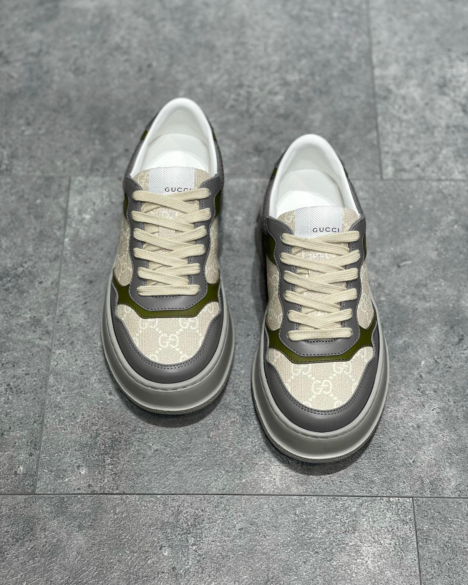 Gucci Sneaker – GUCC1077