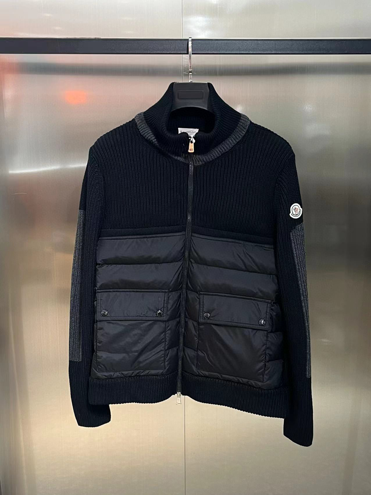 Moncler Zip Sweater – SWHO1947