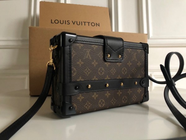 Louis Vuitton Shoulder Bag – LVSH1139