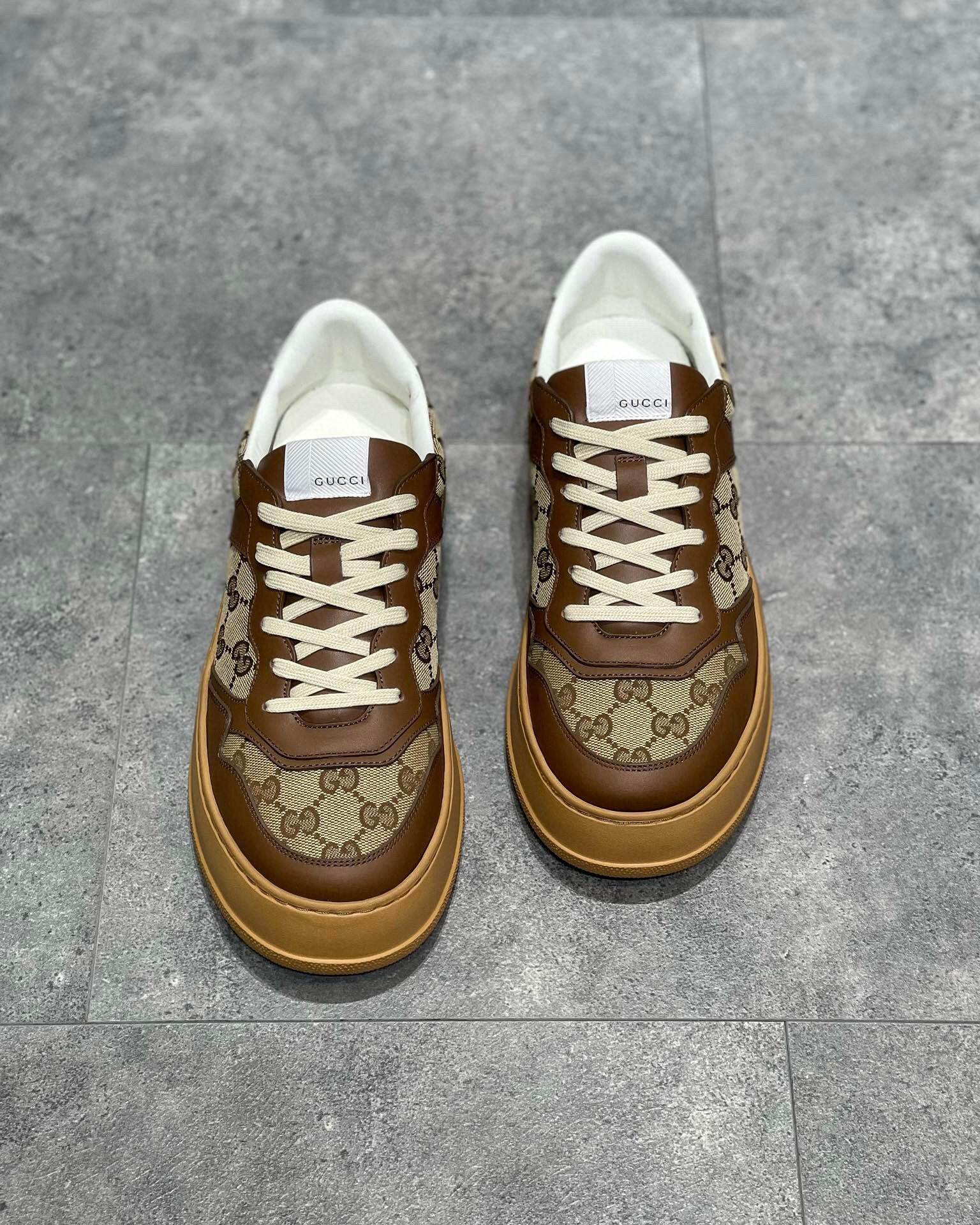Gucci Sneaker – GUCC1076