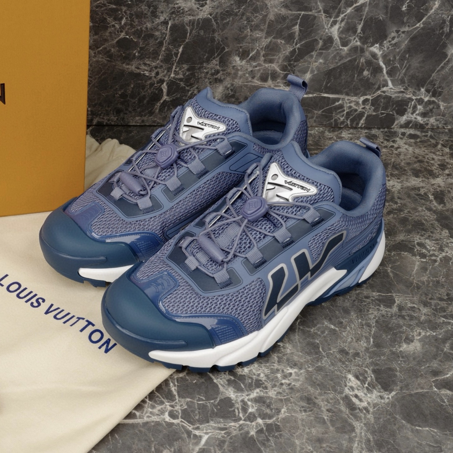 Louis Vuitton Sneaker – LSVT1489