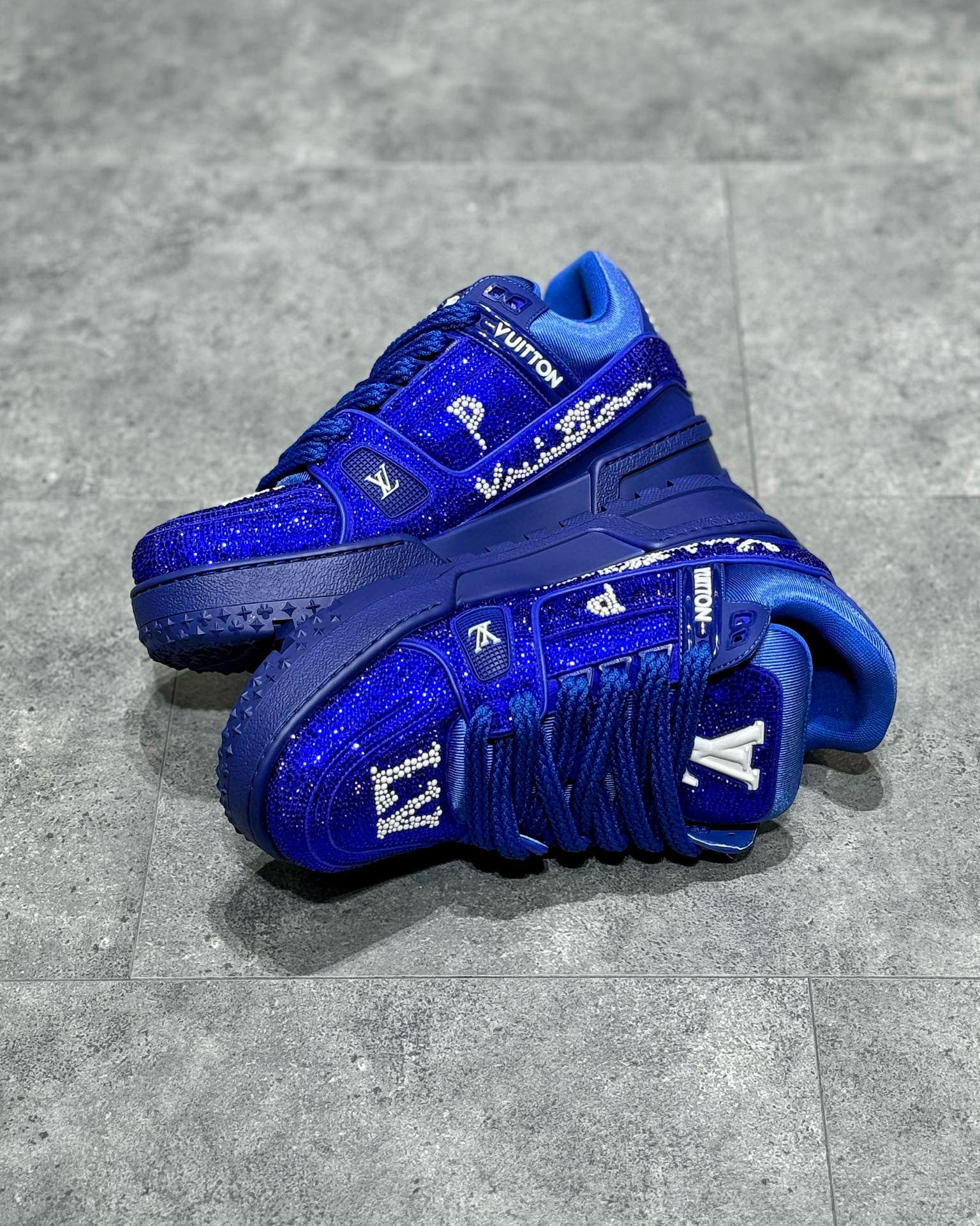 Louis Vuitton Sneaker – LSVT1396