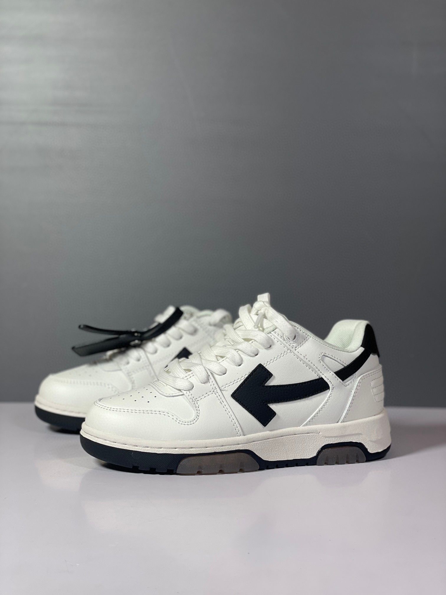 Off White Sneaker – OFWH1001