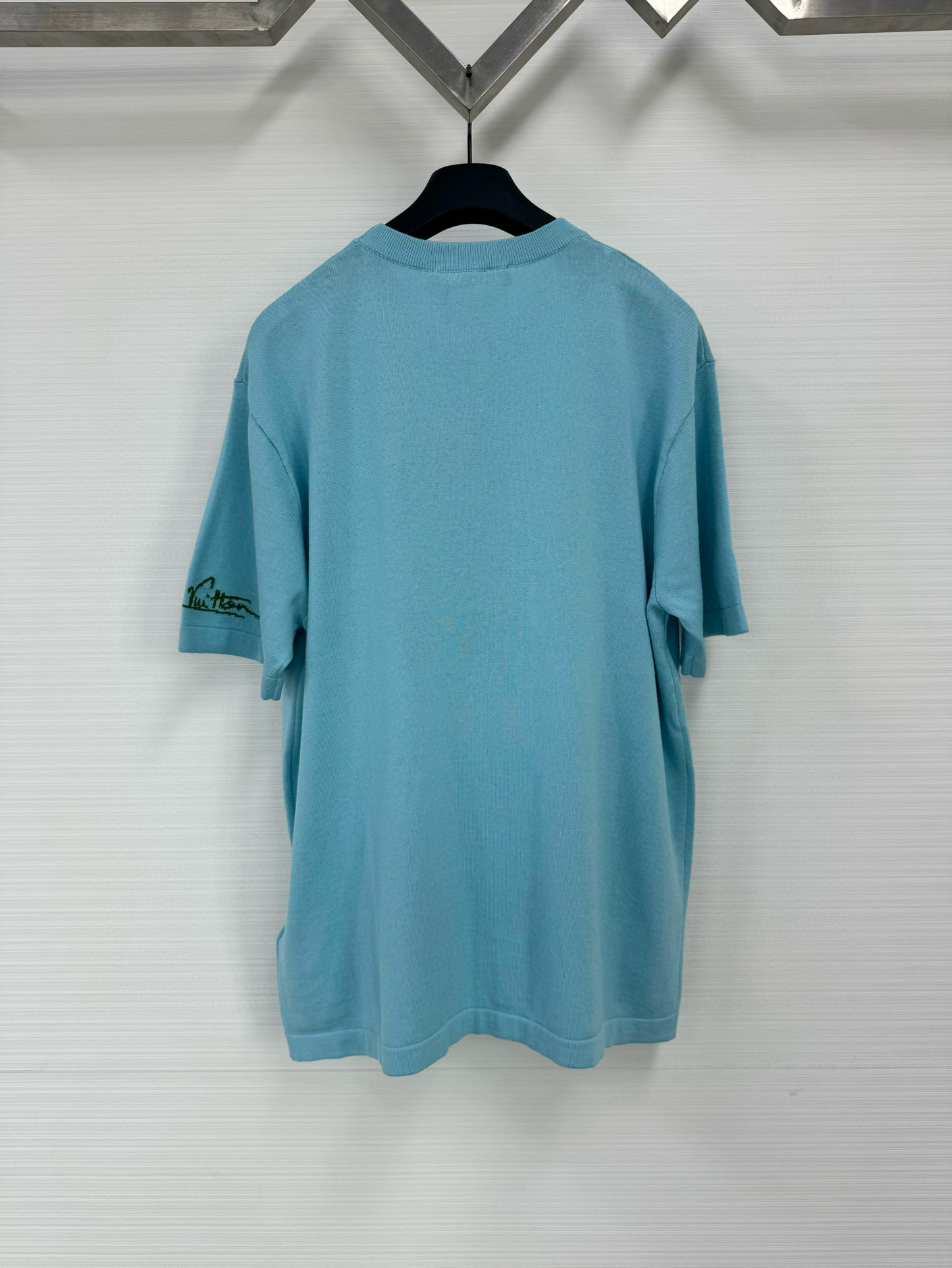 Louis Vuitton T-Shirt – TSHP2692