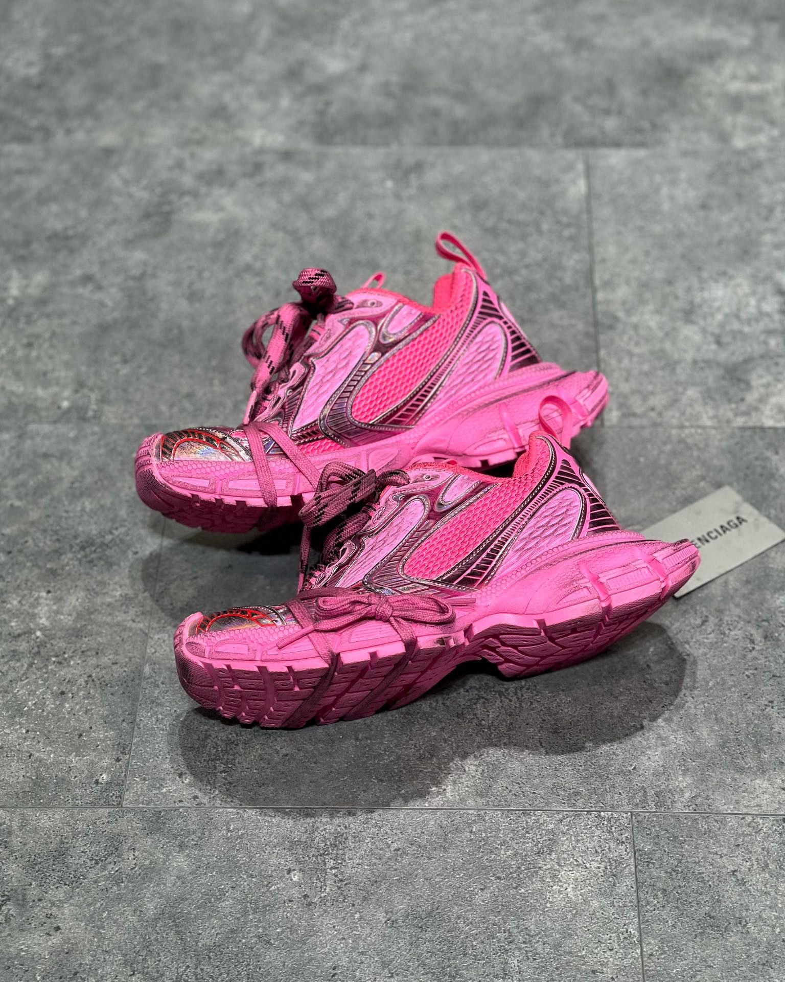 3XL Sneaker – BLNC1165