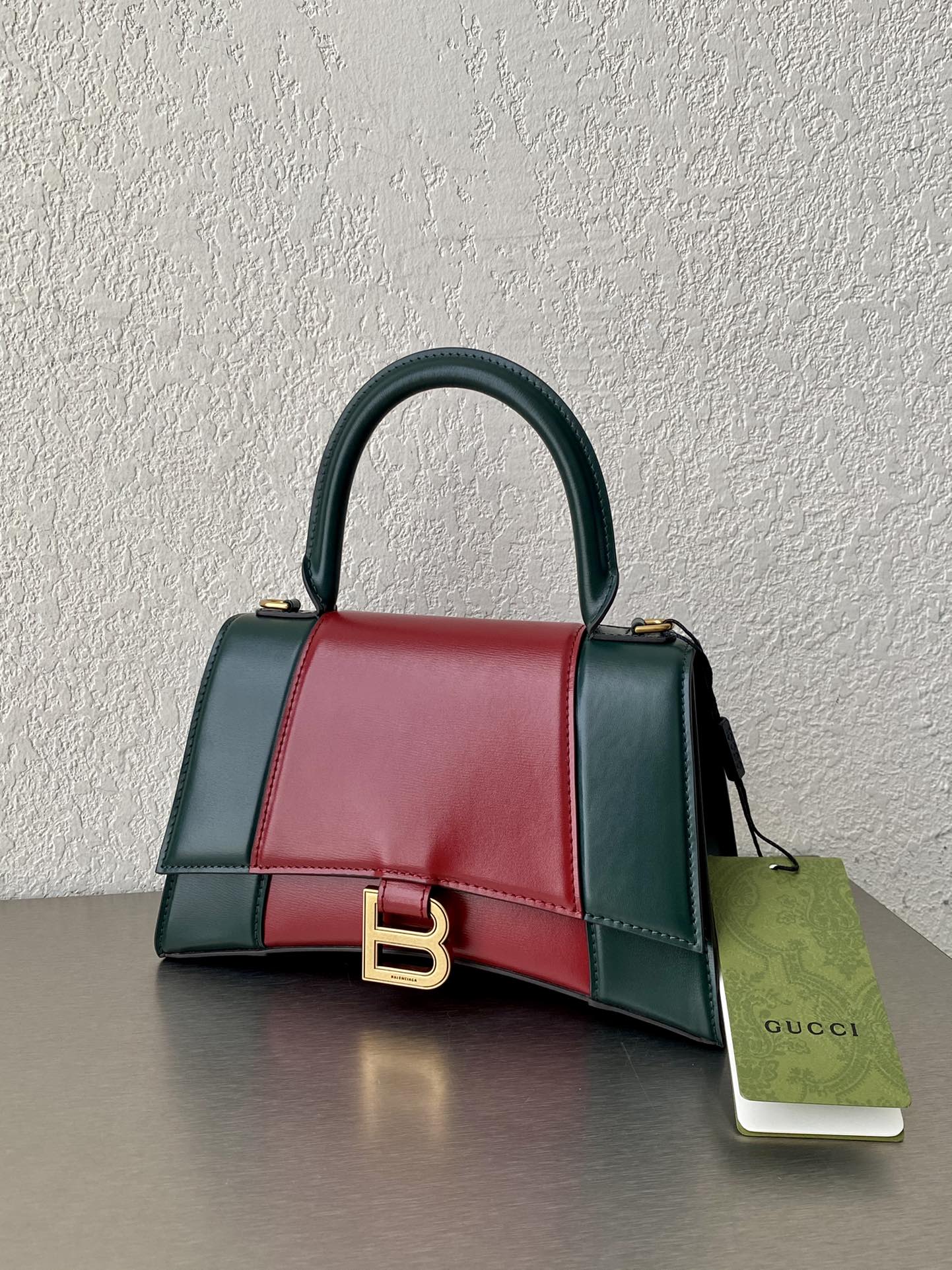 Gucci Shoulder Bag – GUSB1110