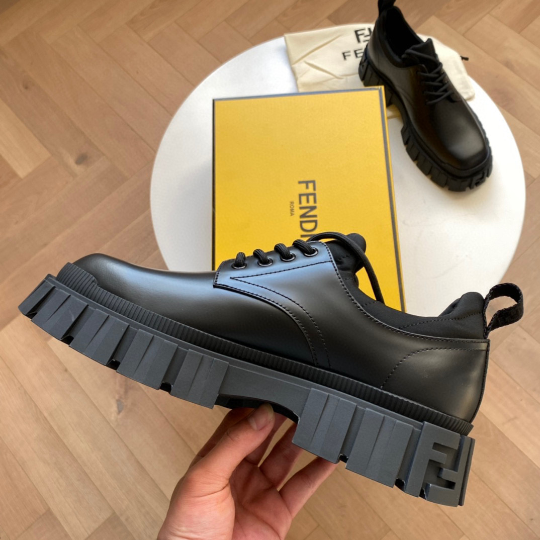 Fendi Sneaker – FEND1055
