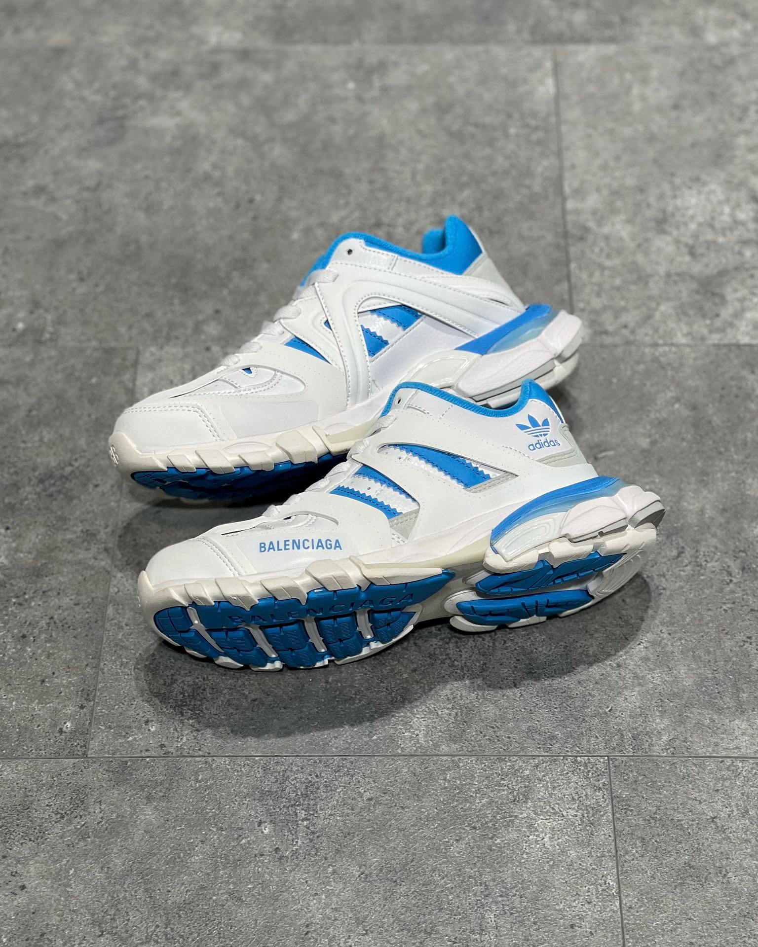 Balenciaga x Adidas Track 3.0 Sneaker – BLNC1176