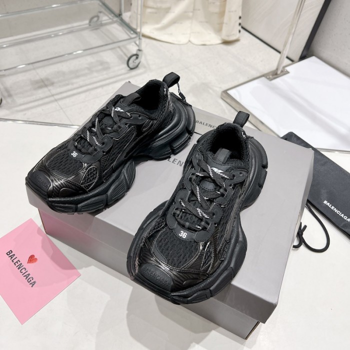 3XL Sneaker – BLNC1131